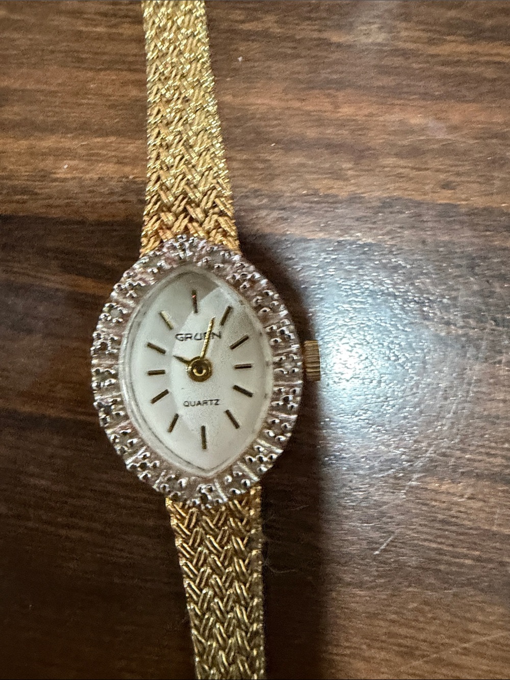 Gruen Women's Gold Bracelet Watch IN ORIGINAL BOX - Picture 6 of 8